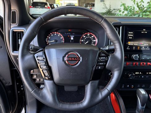 Used 2026 Nissan Frontier PRO-4X AWD/4WD image 28