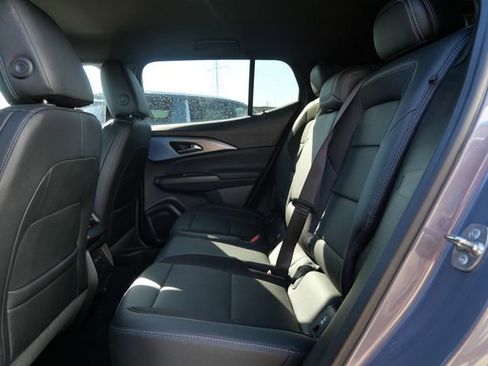 Used 2024 Chevrolet Equinox EV LT FWD image 13