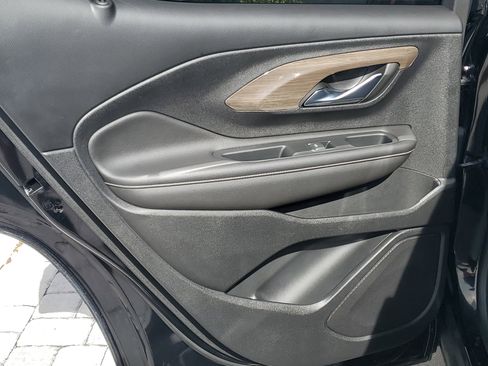 Used 2022 GMC Terrain Denali w/ Black Diamond Edition image 12