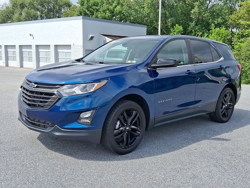 Used 2021 Chevrolet Equinox LT AWD/4WD image 3
