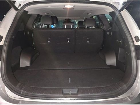 Used 2023 Hyundai Santa Fe SEL Premium image 26