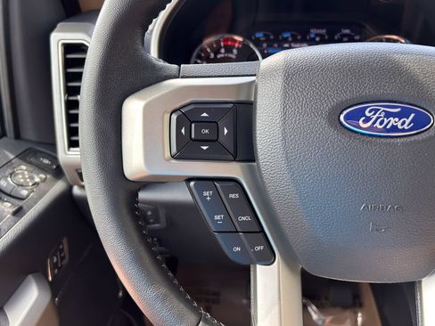 Certified 2022 Ford F350 Lariat w/ Lariat Ultimate Package AWD/4WD image 34