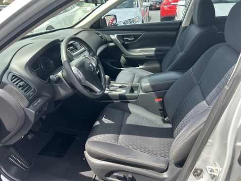 Used 2017 Nissan Altima 2.5 S w/ Power Driver Seat Package FWD image 15