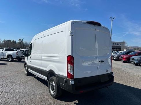 New 2024 Ford Transit 250 148 Medium Roof w/ Load Area Protection Package RWD image 5