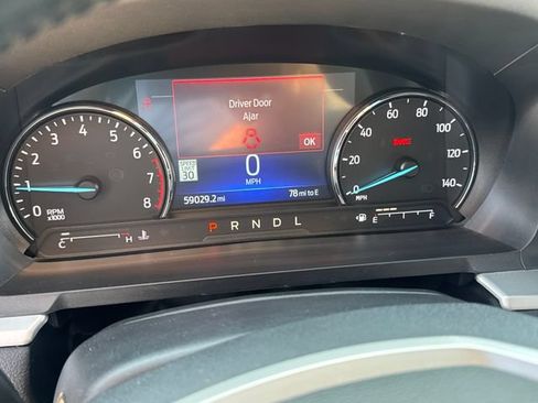 Used 2022 Ford Explorer XLT w/ Equipment Group 202A AWD/4WD image 20