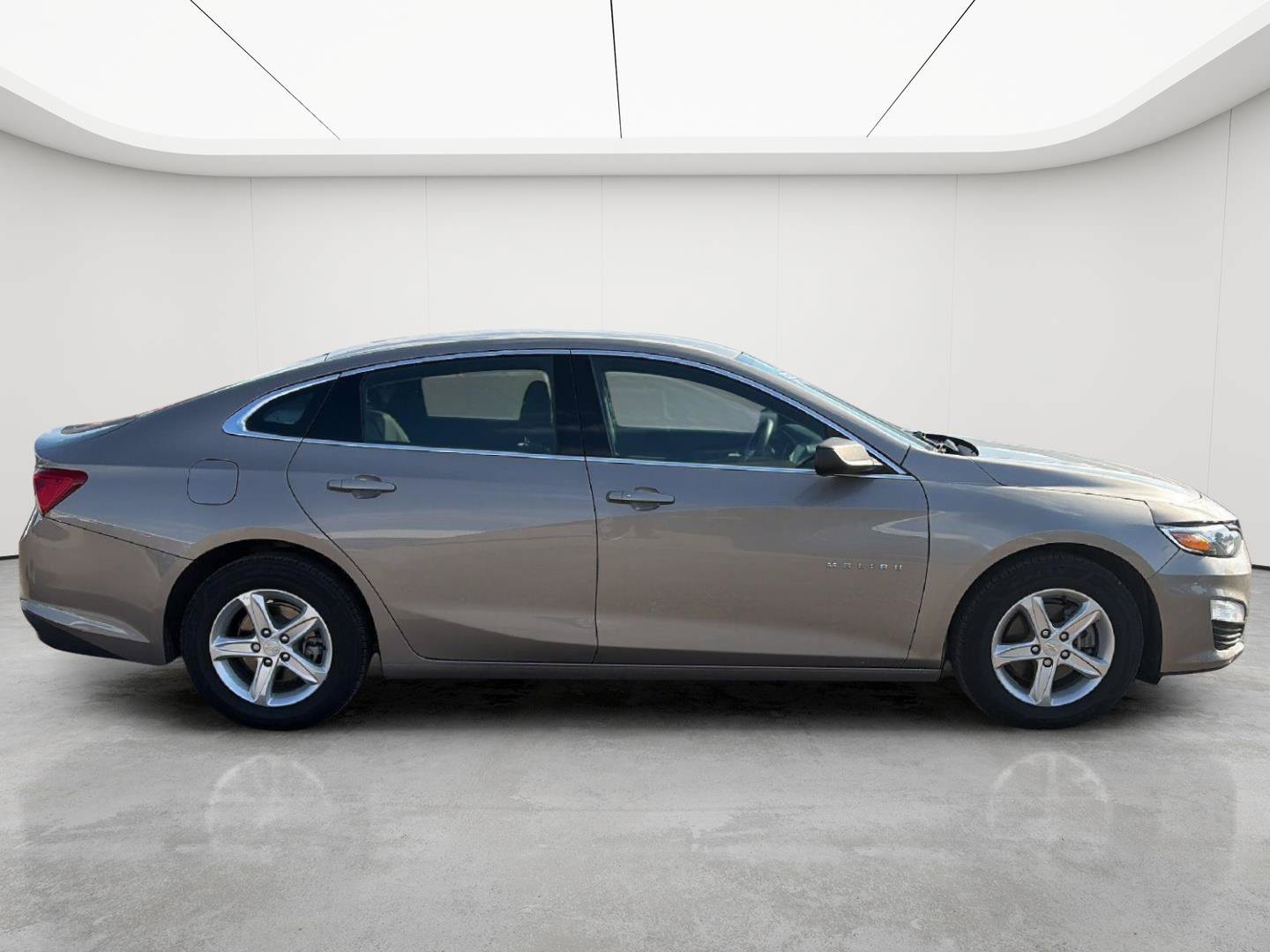 Certified 2023 Chevrolet Malibu LS FWD image 9