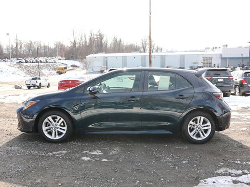 Used 2020 Toyota Corolla Hatchback image 4