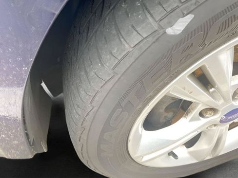 Used 2012 Ford Focus SE FWD image 18