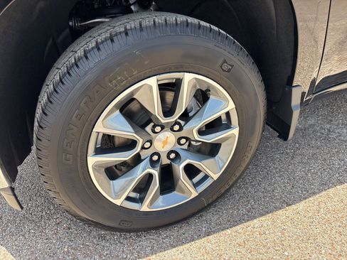 New 2026 Chevrolet Silverado 1500 LT w/ Protection Package image 21