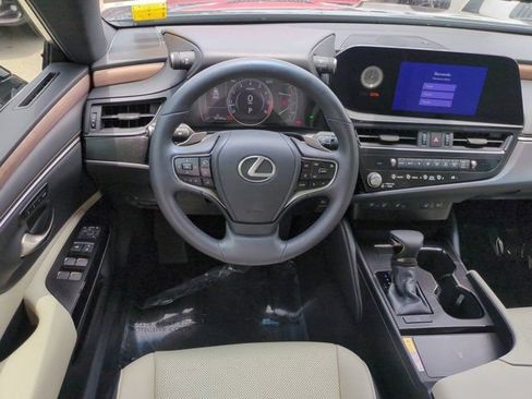 Certified 2024 Lexus ES 350 w/ Premium Package FWD image 15