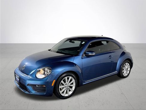 Used 2018 Volkswagen Beetle 2.0T S image 2