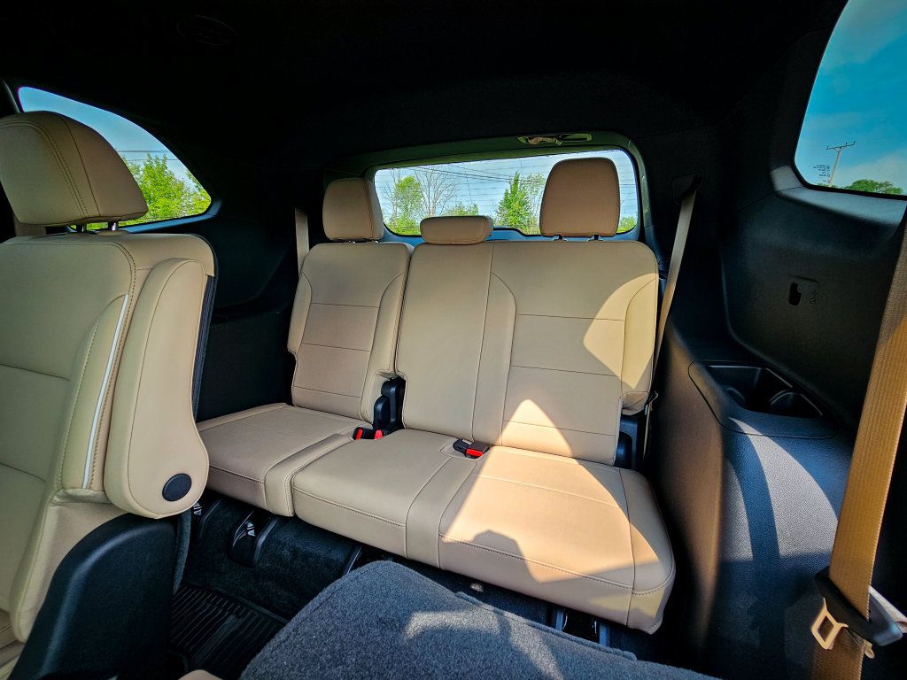 Used 2026 Buick Enclave Preferred w/ LPO, Floor Liner Package AWD/4WD image 34
