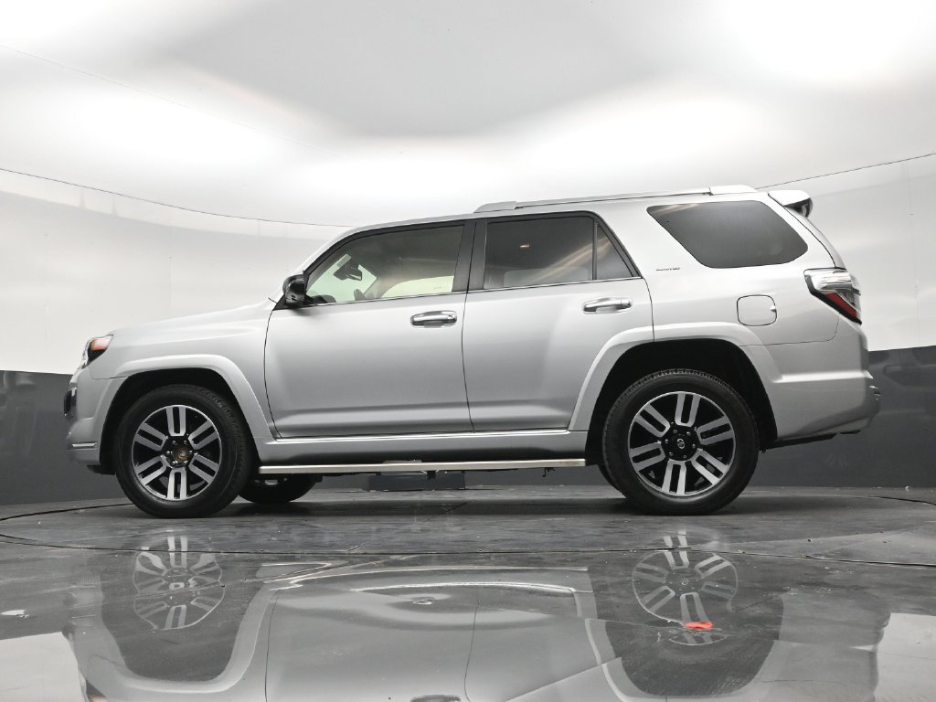 Used 2023 Toyota 4Runner Limited RWD image 21