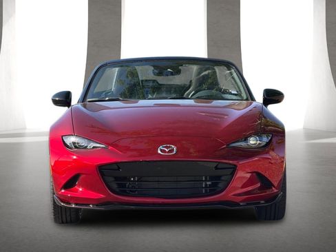 New 2026 MAZDA MX-5 Miata Club w/ Weather Package RWD image 9