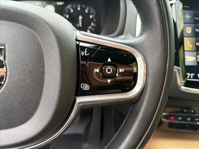 Used 2018 Volvo XC90 T6 Momentum w/ Convenience Package AWD/4WD image 18