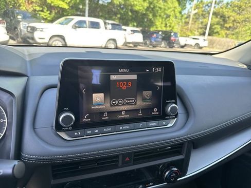 New 2026 Nissan Rogue SV AWD/4WD image 20