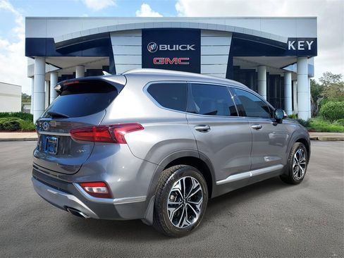 Used 2019 Hyundai Santa Fe Limited image 4
