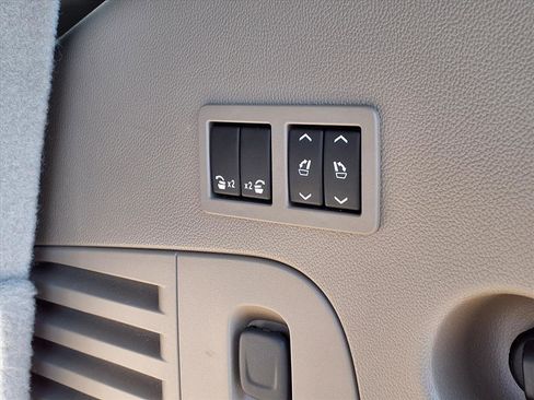 Used 2017 Chevrolet Tahoe Premier image 7