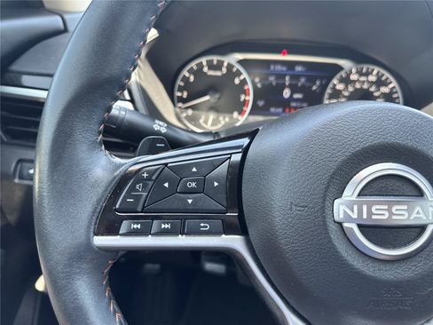 Used 2023 Nissan Altima 2.5 SR w/ SR Premium Package FWD image 21