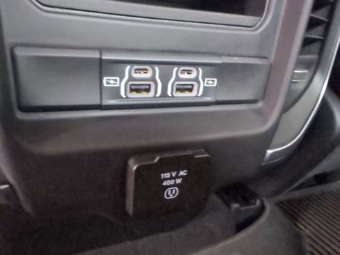 Used 2025 RAM 1500 Big Horn AWD/4WD image 34