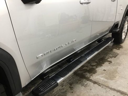 Used 2022 GMC Sierra 2500 Denali image 5