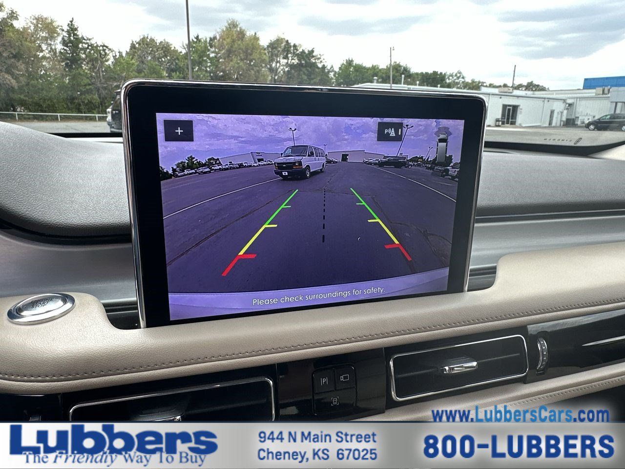 Used 2023 Lincoln Aviator 2WD w/ Premium Package image 17