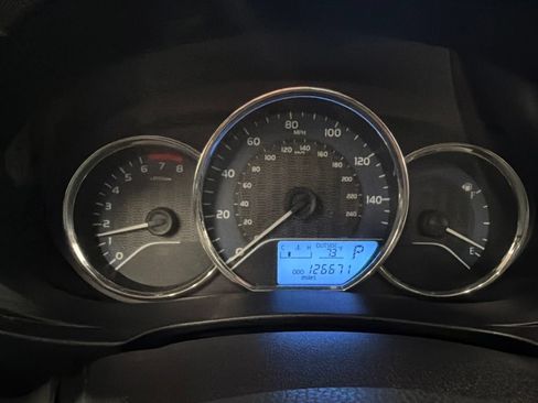 Used 2014 Toyota Corolla LE FWD image 22