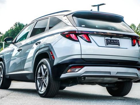 Used 2025 Hyundai Tucson SEL AWD/4WD image 11