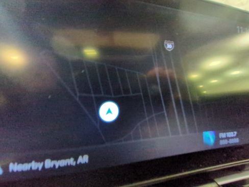 Used 2024 Hyundai Kona Limited image 7