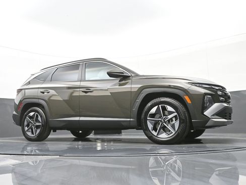 Certified 2025 Hyundai Tucson SEL FWD image 40