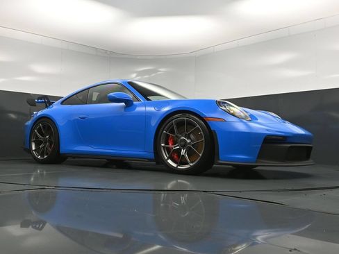Used 2022 Porsche 911 GT3 RWD image 29