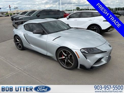 Used 2022 Toyota Supra Premium w/ Driver Assist Package RWD image 2