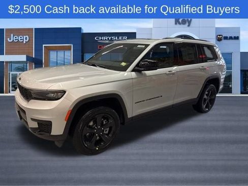 New 2025 Jeep Grand Cherokee L Altitude AWD/4WD image 2