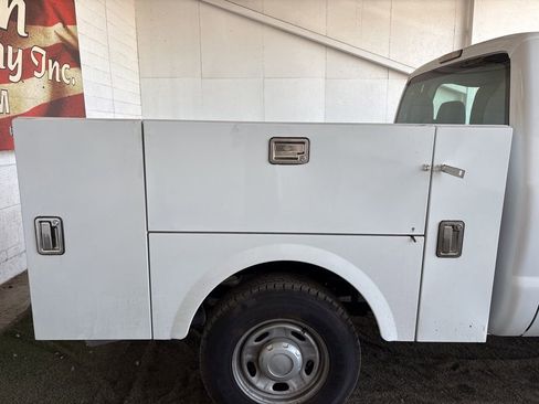 Used 2013 Ford F250 XL AWD/4WD image 20