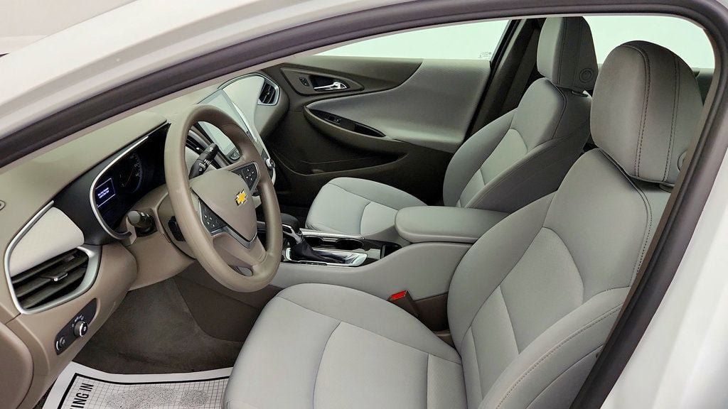 Used 2022 Chevrolet Malibu LS w/ Driver Confidence Package FWD image 19