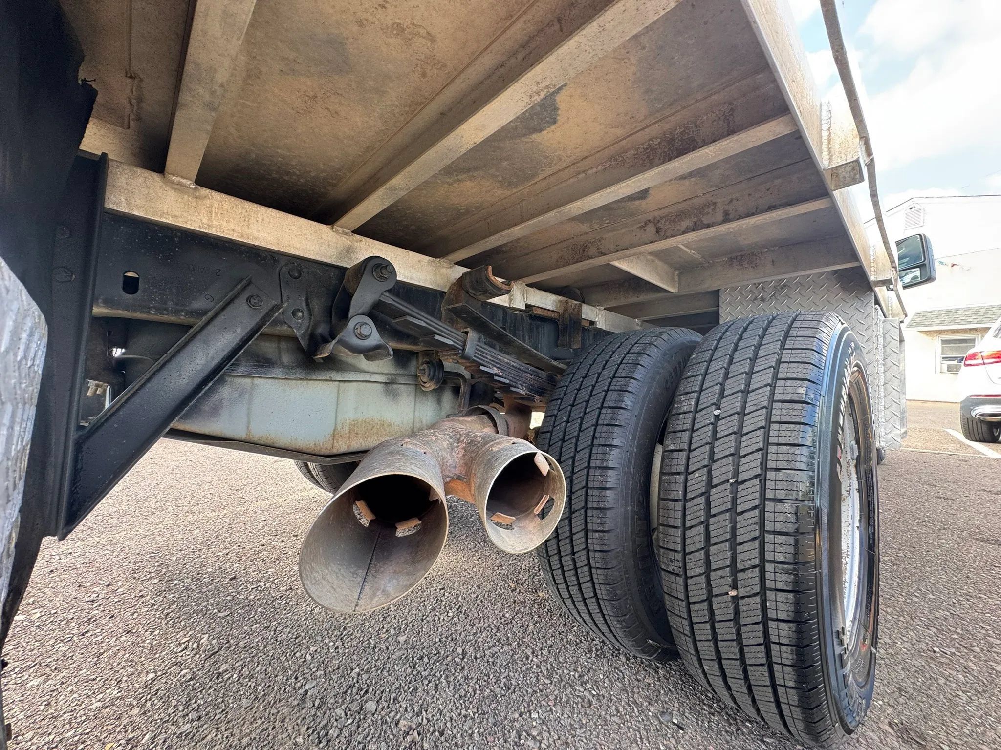 Used 2009 Ford F350 4x4 Regular Cab DRW Super Duty image 16
