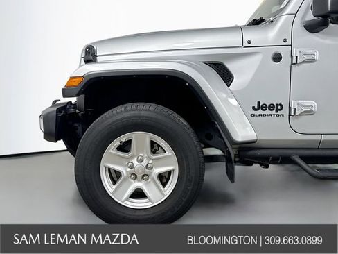 Used 2022 Jeep Gladiator Sport AWD/4WD image 28
