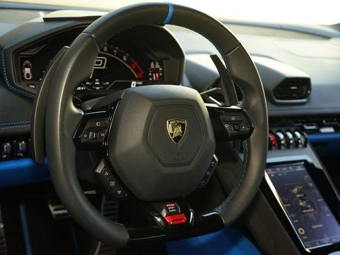 Used 2024 Lamborghini Huracan Tecnica RWD image 13
