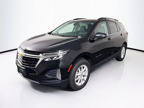 Used 2024 Chevrolet Equinox LT AWD/4WD image 3