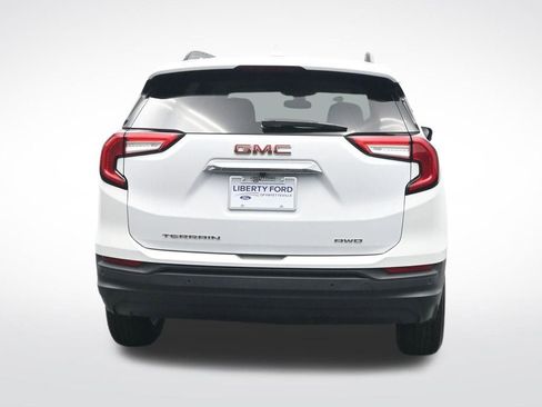 Used 2023 GMC Terrain SLE w/ Driver Convenience Package image 9