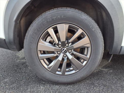 Used 2022 Nissan Pathfinder S image 7