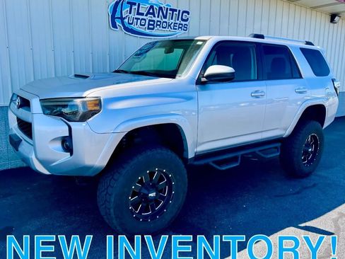Used 2016 Toyota 4Runner Trail AWD/4WD image 1
