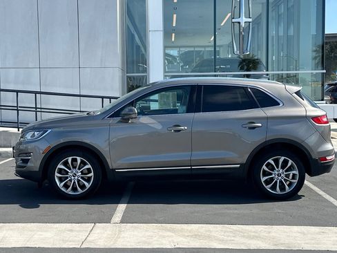 Used 2016 Lincoln MKC Select w/ Select Plus Package FWD image 6