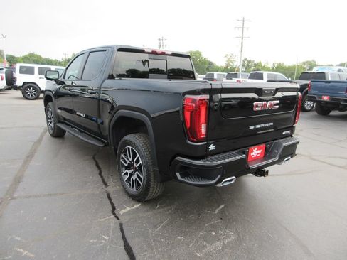 Certified 2025 GMC Sierra 1500 AT4 w/ AT4 Premium Package AWD/4WD image 10