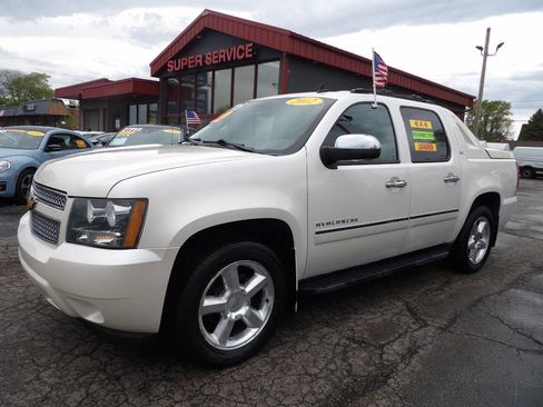 Used 2012 Chevrolet Avalanche LTZ AWD/4WD image 1