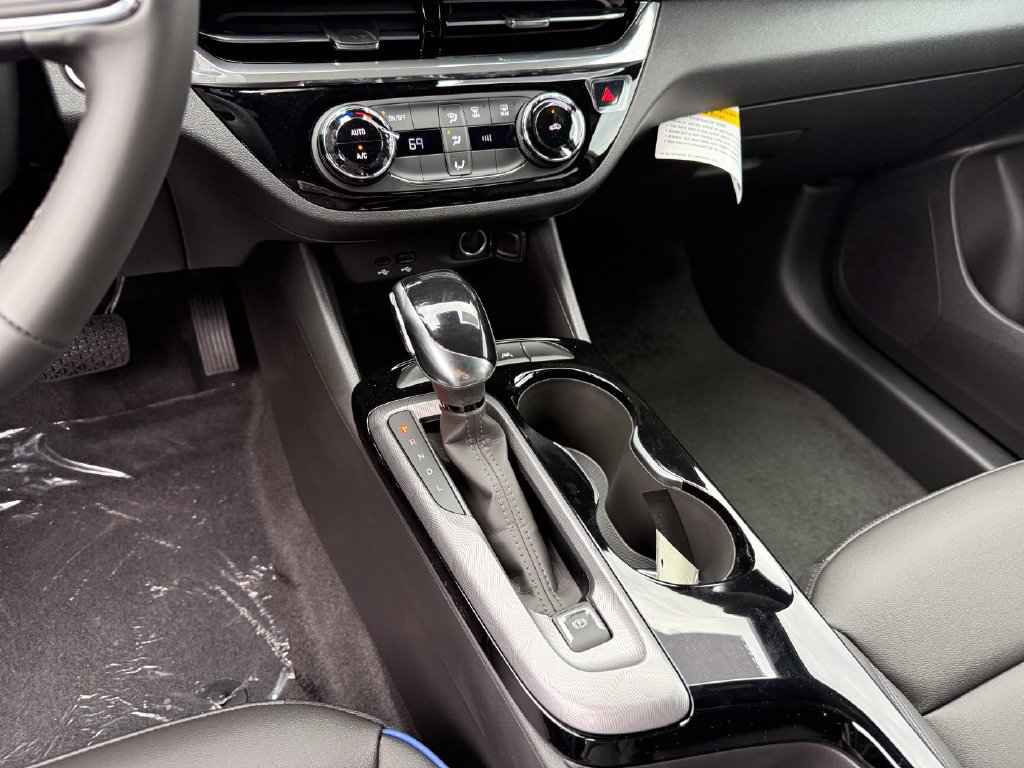 New 2026 Buick Envista Sport Touring FWD image 24