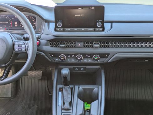 Used 2023 Honda Accord EX image 16