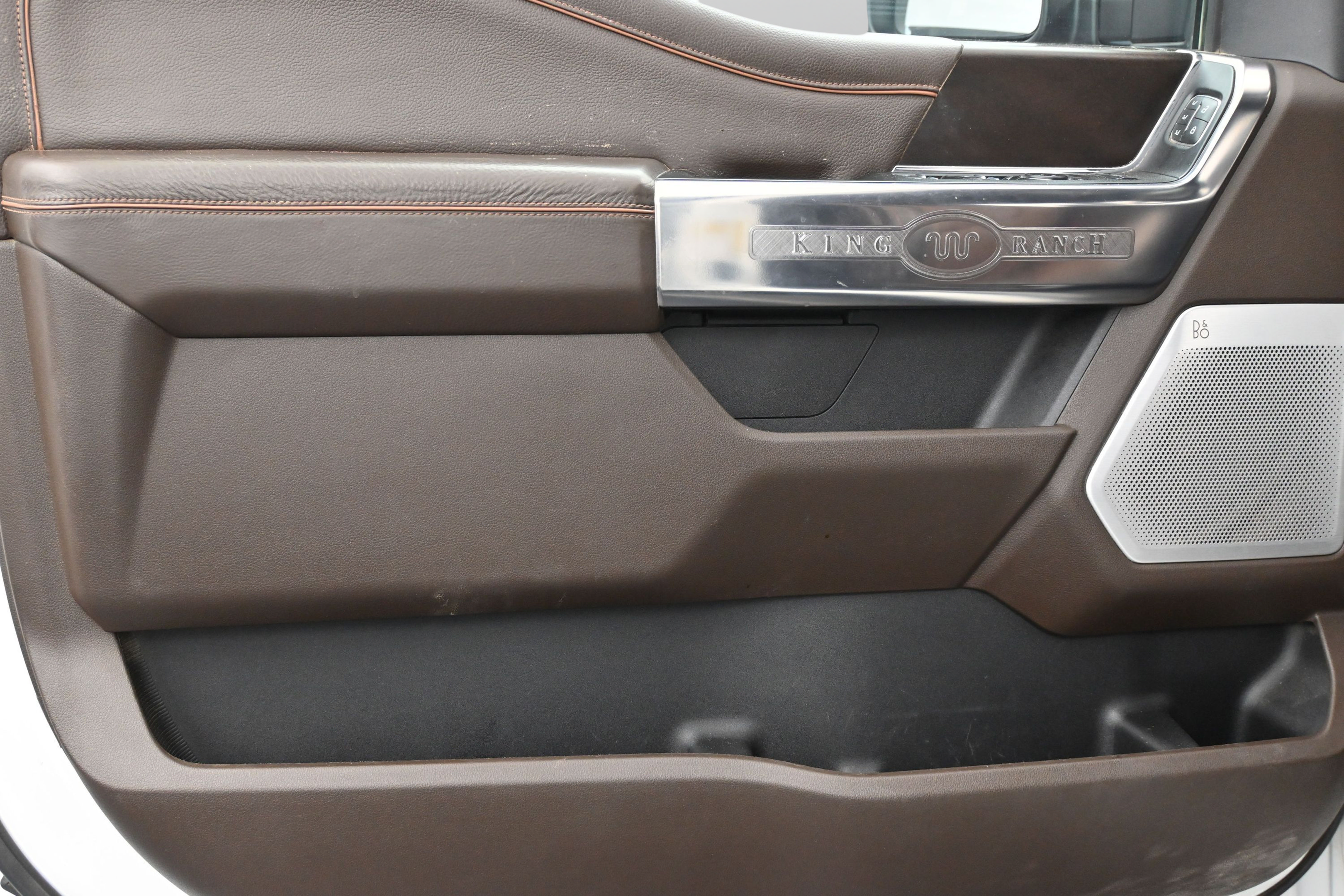 Used 2024 Ford F250 King Ranch w/ Chrome Package AWD/4WD image 11