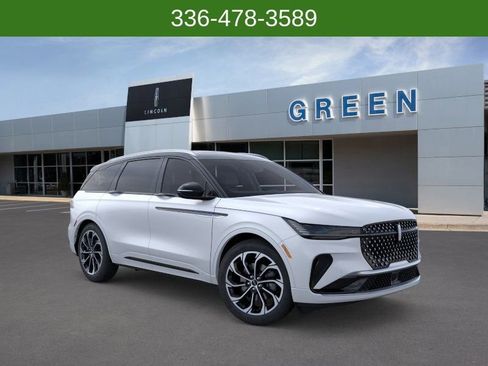 New 2026 Lincoln Nautilus Reserve image 7