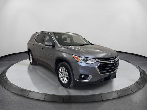 Used 2019 Chevrolet Traverse LT FWD image 3